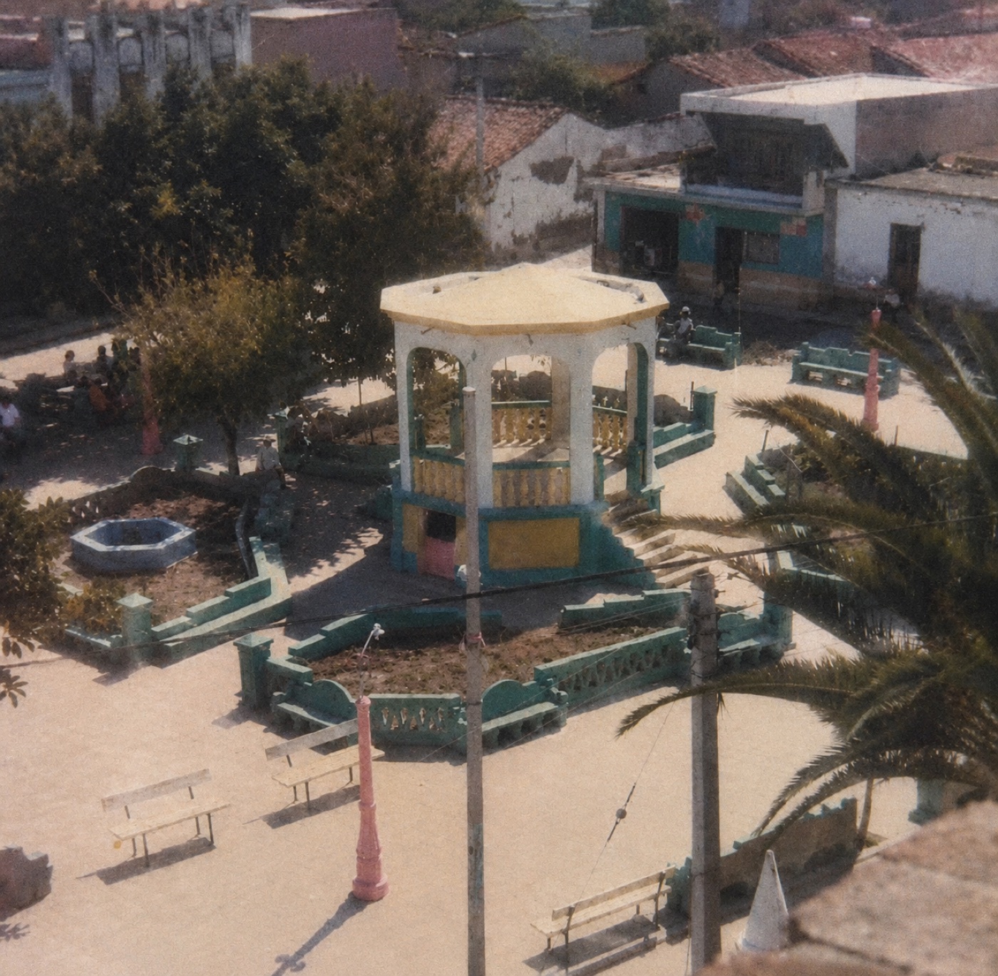 The plaza and kiosko in La Palma, Michoacán, many years ago